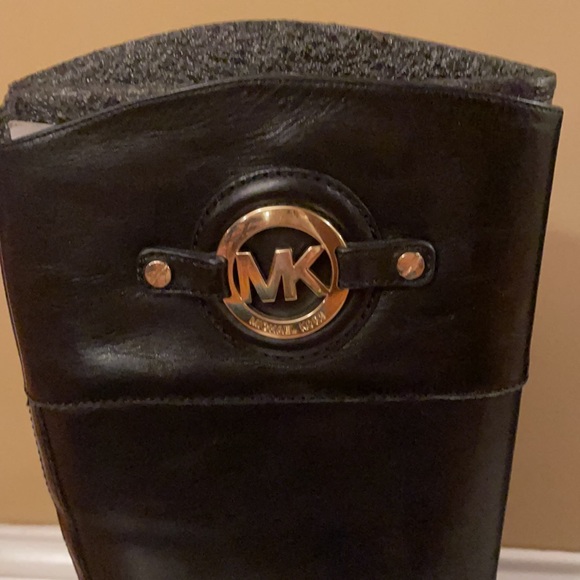 Michael Kors Black Leather Boots - Picture 4 of 15